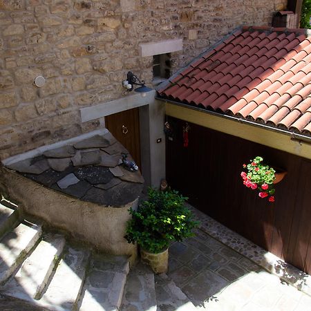 B&B La Perla Nelle Dolomiti Castelmezzano Exterior foto