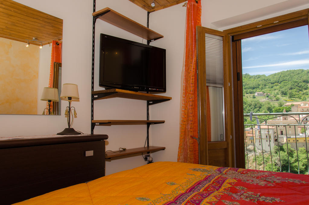 B&B La Perla Nelle Dolomiti Castelmezzano Quarto foto