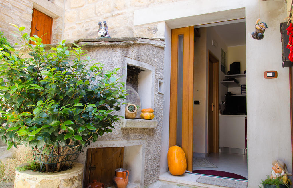 B&B La Perla Nelle Dolomiti Castelmezzano Exterior foto