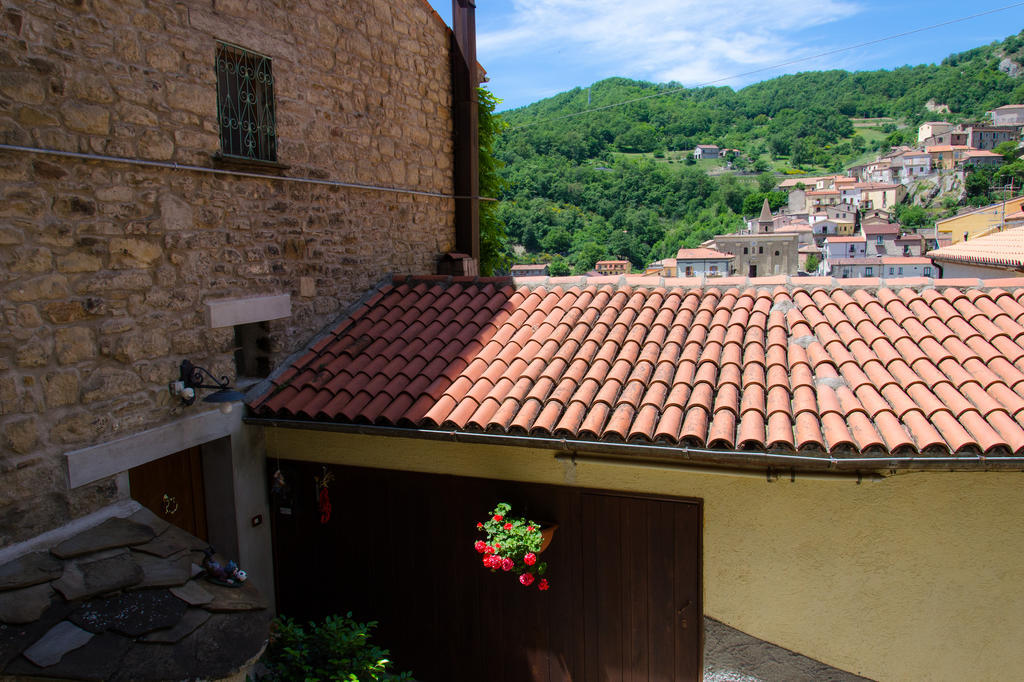 B&B La Perla Nelle Dolomiti Castelmezzano Exterior foto